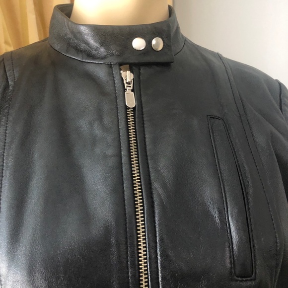Leather jacket - Picture 3 of 11